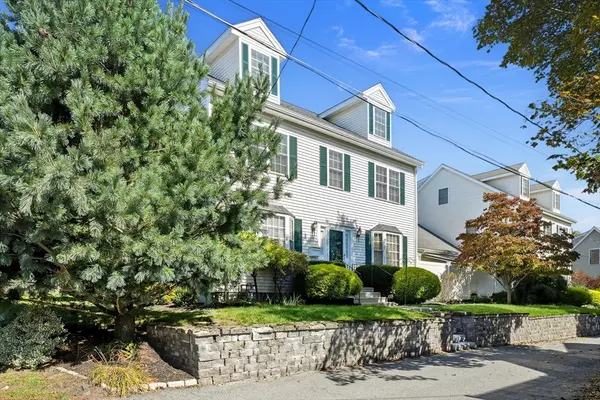 Wakefield, MA 01880,5 Bateman Ct #5