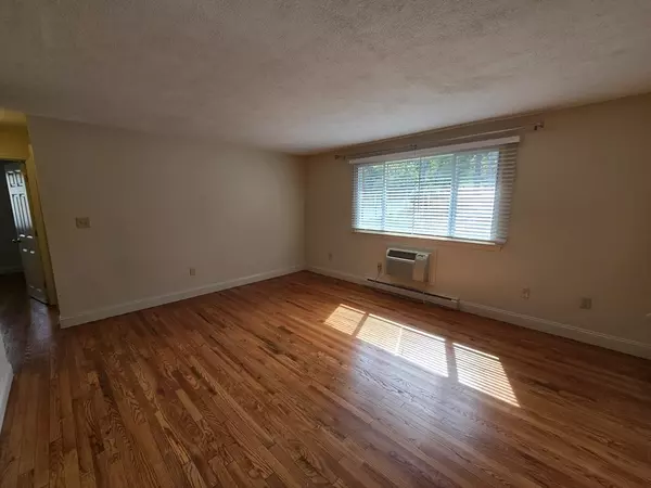 Weymouth, MA 02189,725 Broad St #8