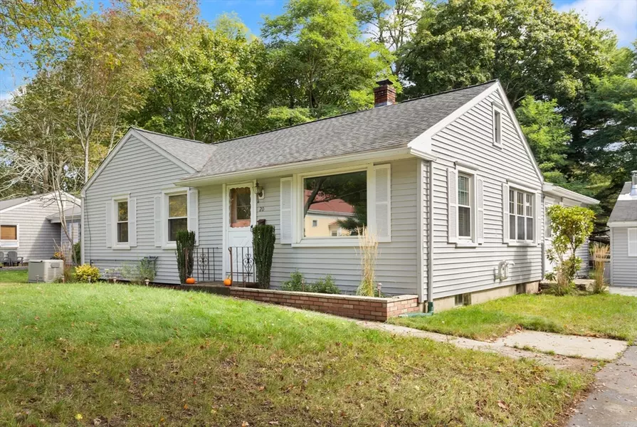 20 Pearse Rd, Swansea, MA 02777
