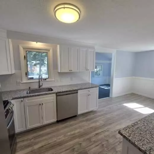 Norton, MA 02766,11 Renwick Dr