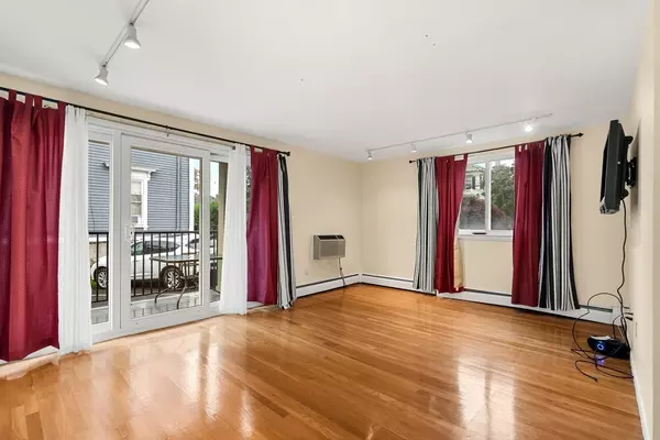 Salem, MA 01970,245 Lafayette Street #1A