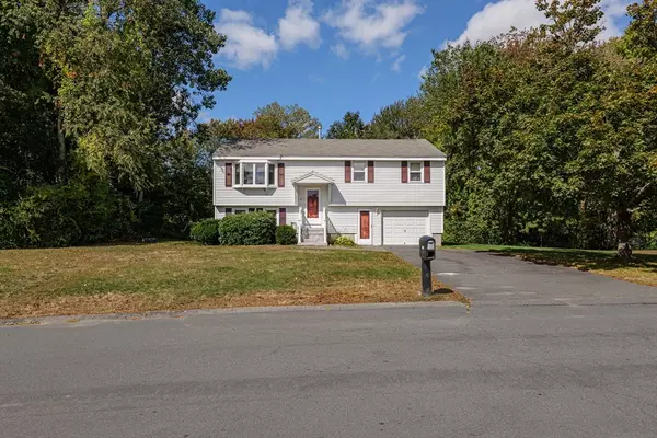 Methuen, MA 01844,131 Bridle Path Ln