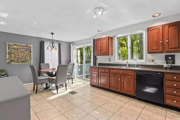 Lynn, MA 01904,62 Fays Ave