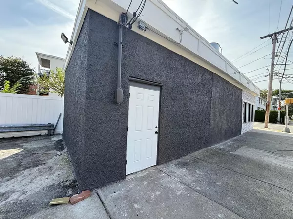 Lynn, MA 01902,61 Franklin St