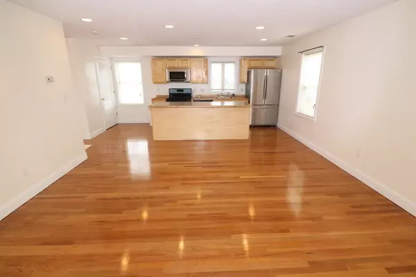 Boston, MA 02121,76 Seaver #2