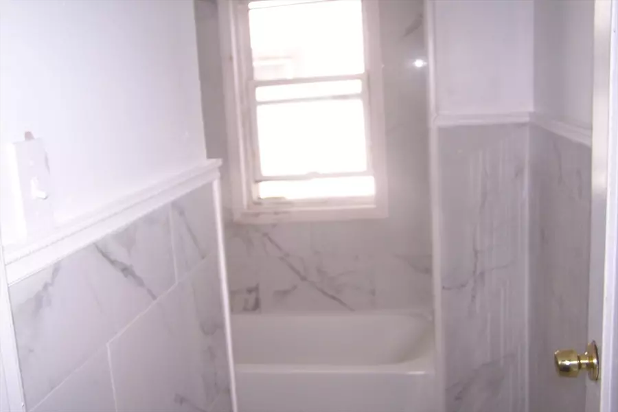 28 Vernal St, Everett, MA 02149