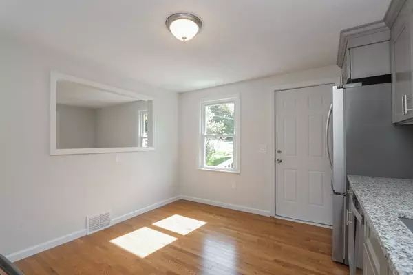 West Springfield, MA 01089,32 Lotus Ave