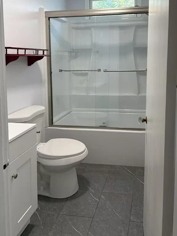 Dartmouth, MA 02748,62 George St