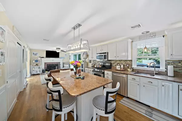 Marshfield, MA 02050,32 Bourne Park Ave