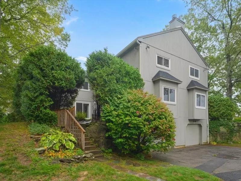 3 Highness Drive #3, Uxbridge, MA 01569
