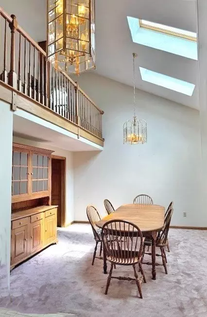 Sutton, MA 01590,29 Highland View Drive