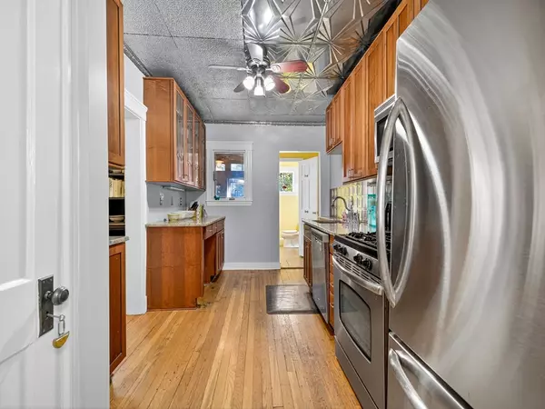 Boston, MA 02130,98 Bourne St #98