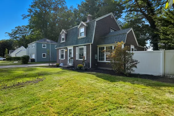 Longmeadow, MA 01106,44 Riverview Ave