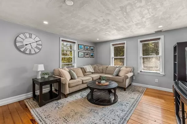 Mansfield, MA 02048,60 King St