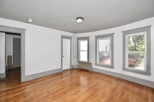 Springfield, MA 01108,20 Vermont St