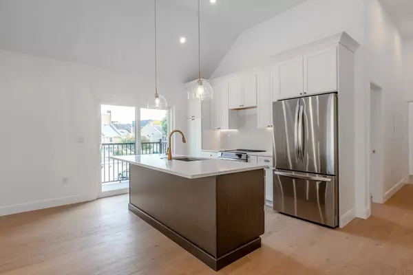 Boston, MA 02119,10 Rockland St. #1