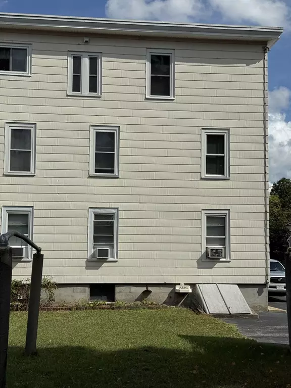 Leominster, MA 01453,45 Middle Street