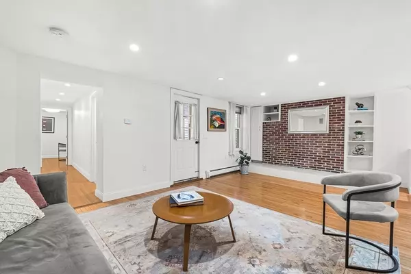 Cambridge, MA 02141,30 2nd St #2