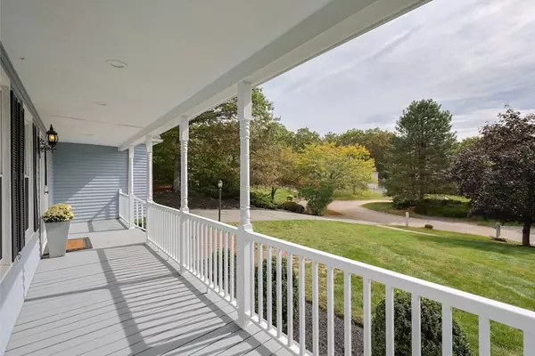Medfield, MA 02052,6 Alcott Way