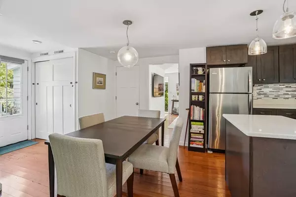 Stow, MA 01775,13 High St