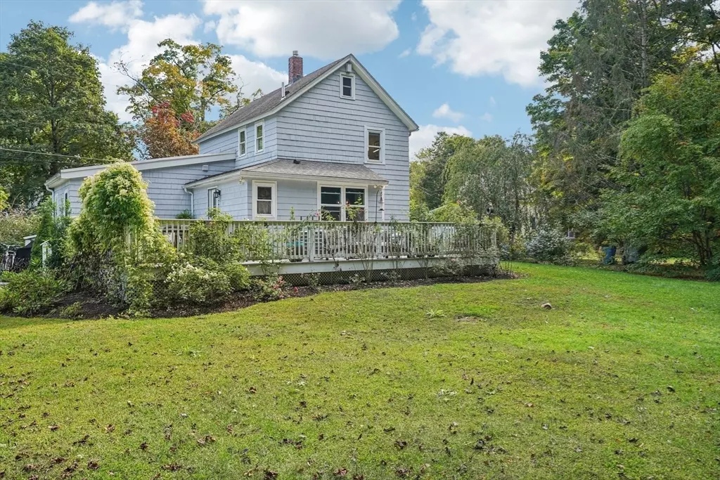 Stow, MA 01775,13 High St