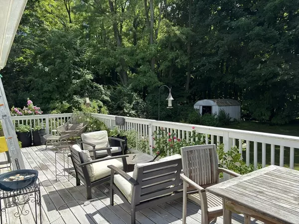 Stow, MA 01775,13 High St