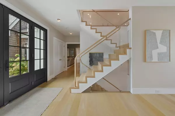 Falmouth, MA 02556,24 Westwood Road