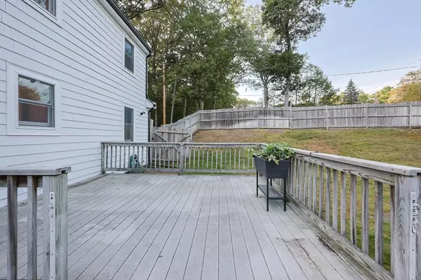 Walpole, MA 02081,69 Morningside Dr