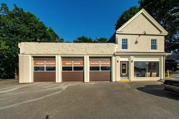 9 North St, Randolph, MA 02368