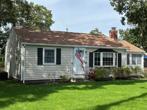 55 Pawkannawkut Drive, Yarmouth, MA 02664