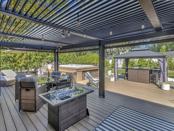 Saugus, MA 01906,15 Appleton Street