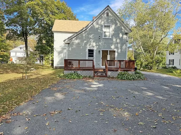 Chelmsford, MA 01824,52 Littleton Rd #1