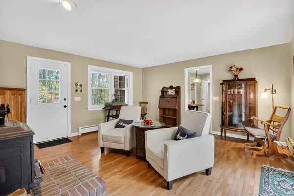 Westhampton, MA 01027,56 Reservoir Rd