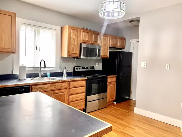 Somerville, MA 02145,30 Putnam Road #1