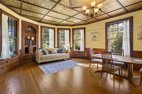 Cambridge, MA 02140,33 Washington Avenue #1