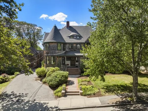 33 Washington Avenue #1, Cambridge, MA 02140