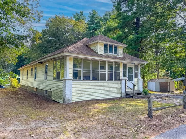 Ayer, MA 01432,14 Brook St