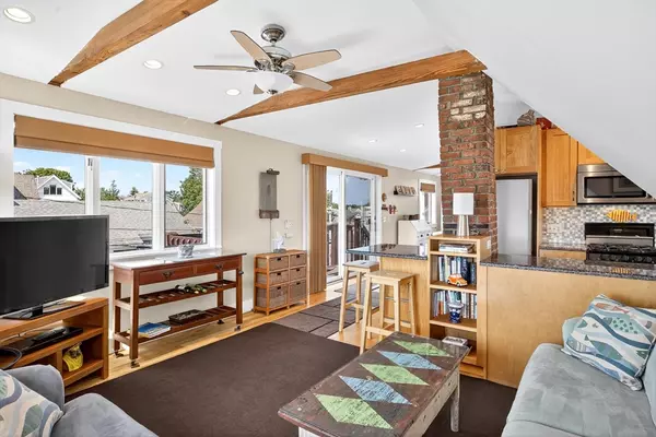 Provincetown, MA 02657,15 Montello Street #Unit 3