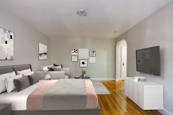 Cambridge, MA 02138,24 Concord Ave #106