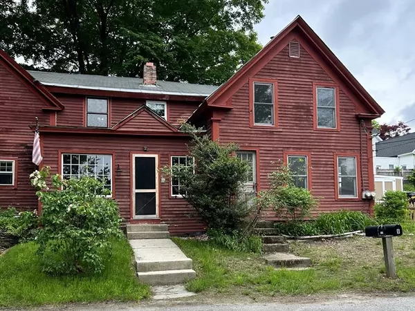 9 Foster #Right, Pepperell, MA 01463