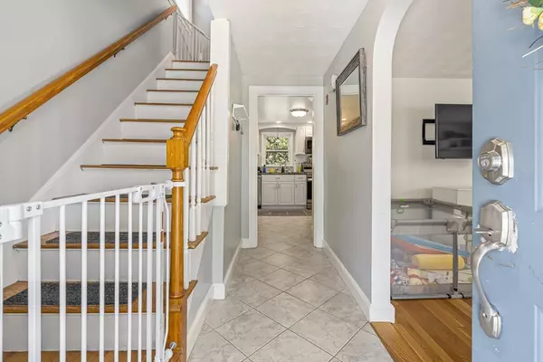 Stoneham, MA 02180,36 Forest St