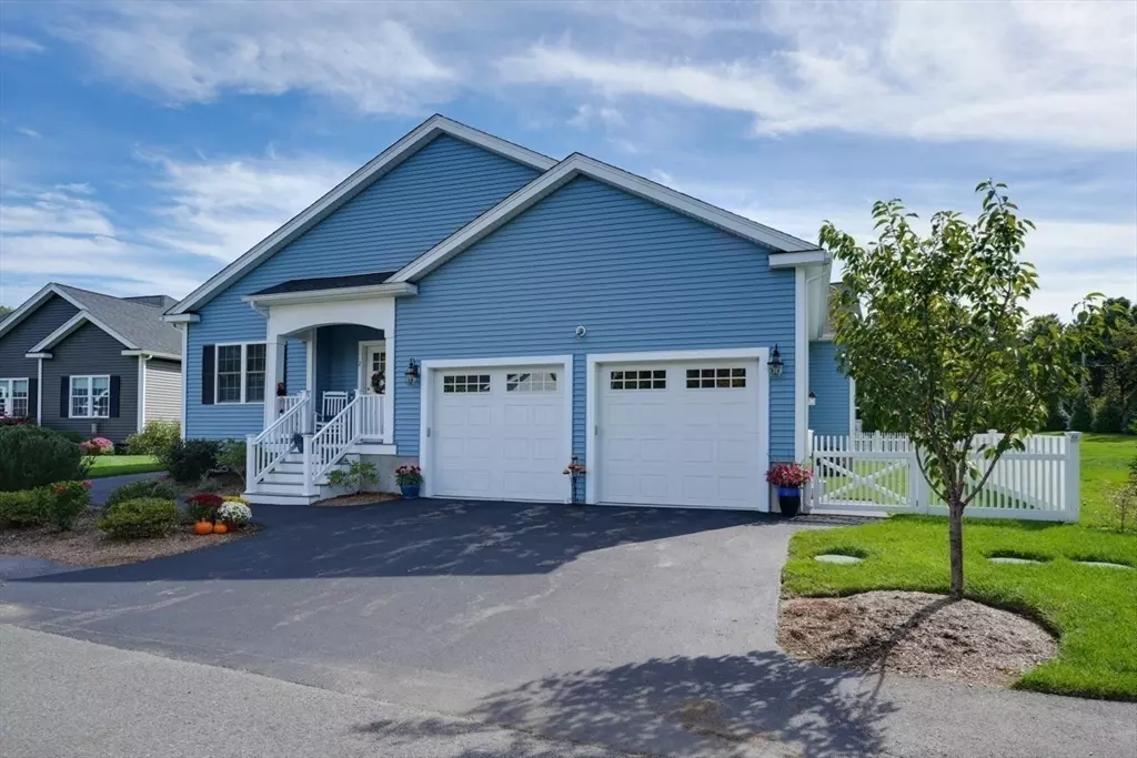 Boylston, MA 01505,2 Morgan Circle #2