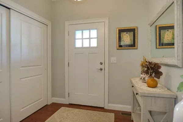 Boylston, MA 01505,2 Morgan Circle #2