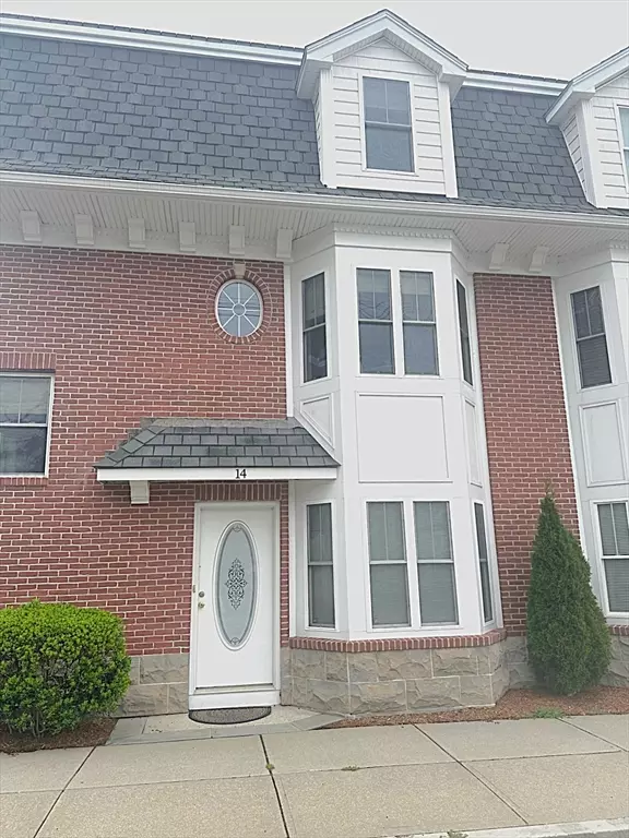 Norwood, MA 02062,909 Washington St #14