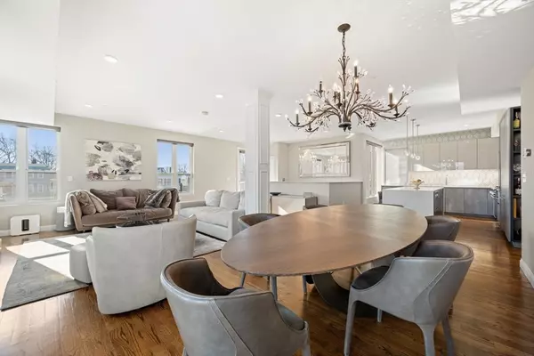 928 E Broadway #9, Boston, MA 02127