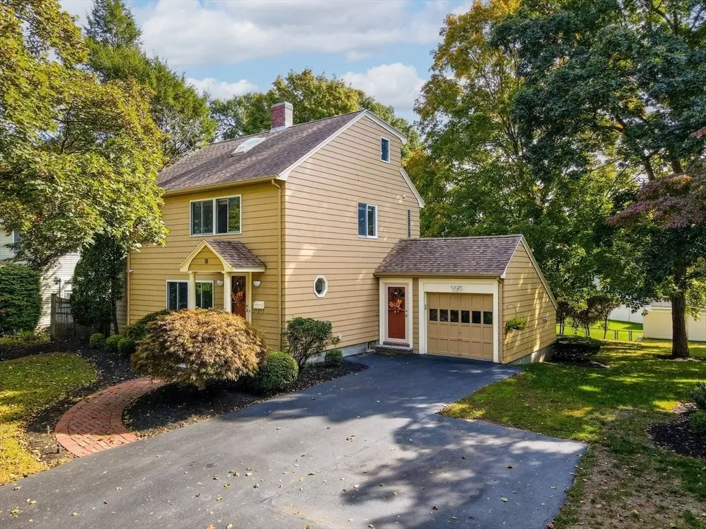 Wakefield, MA 01880,18 Mountain Ave