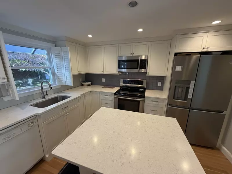 63 Hackensack Road #63, Boston, MA 02467