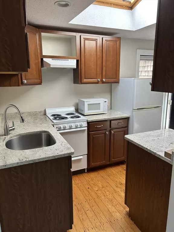 Marshfield, MA 02050,1657 Ocean St  Rte 139 #2