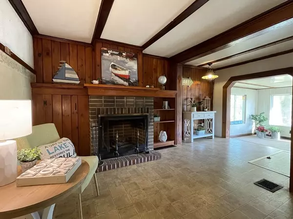 Kingston, NH 03848,9 Circuit Drive