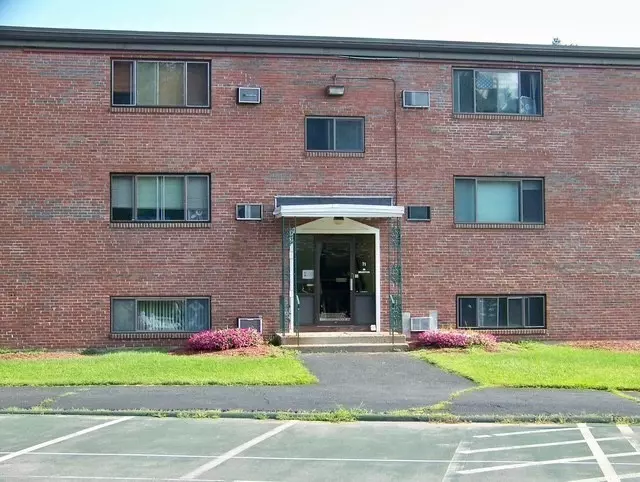 71 Nicholas Rd #H, Framingham, MA 01701